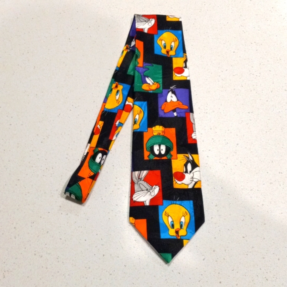 Looney Tunes Characters Neck Tie (Tweety, Bugs, Daffy)